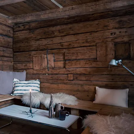 度假居 From Centuries Ago